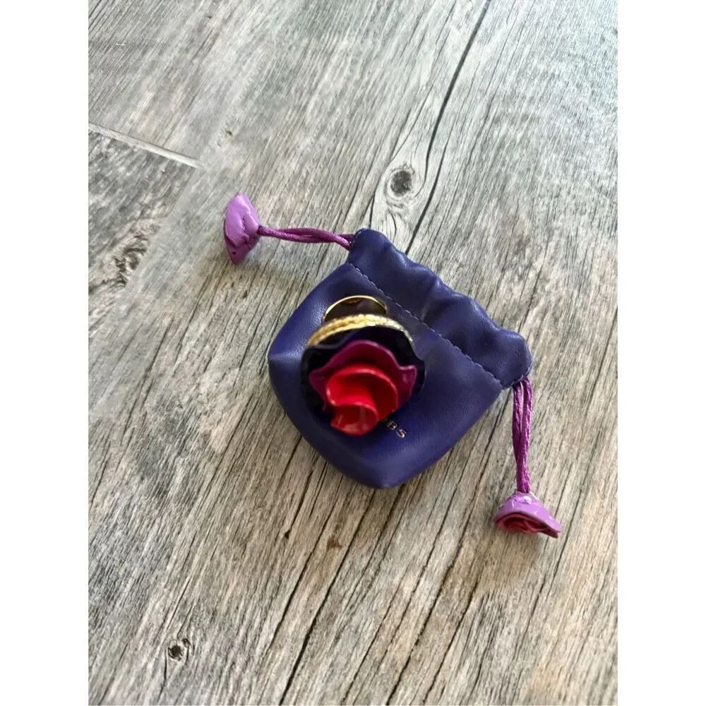 Lola Marc Jacob’s ring